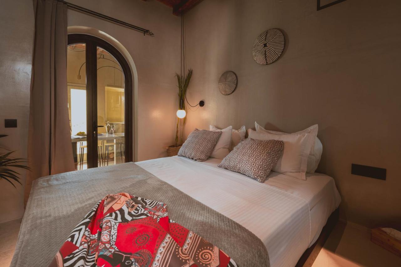 Legends In Town, By Mykonos High Aparthotel Mykonos Town ภายนอก รูปภาพ