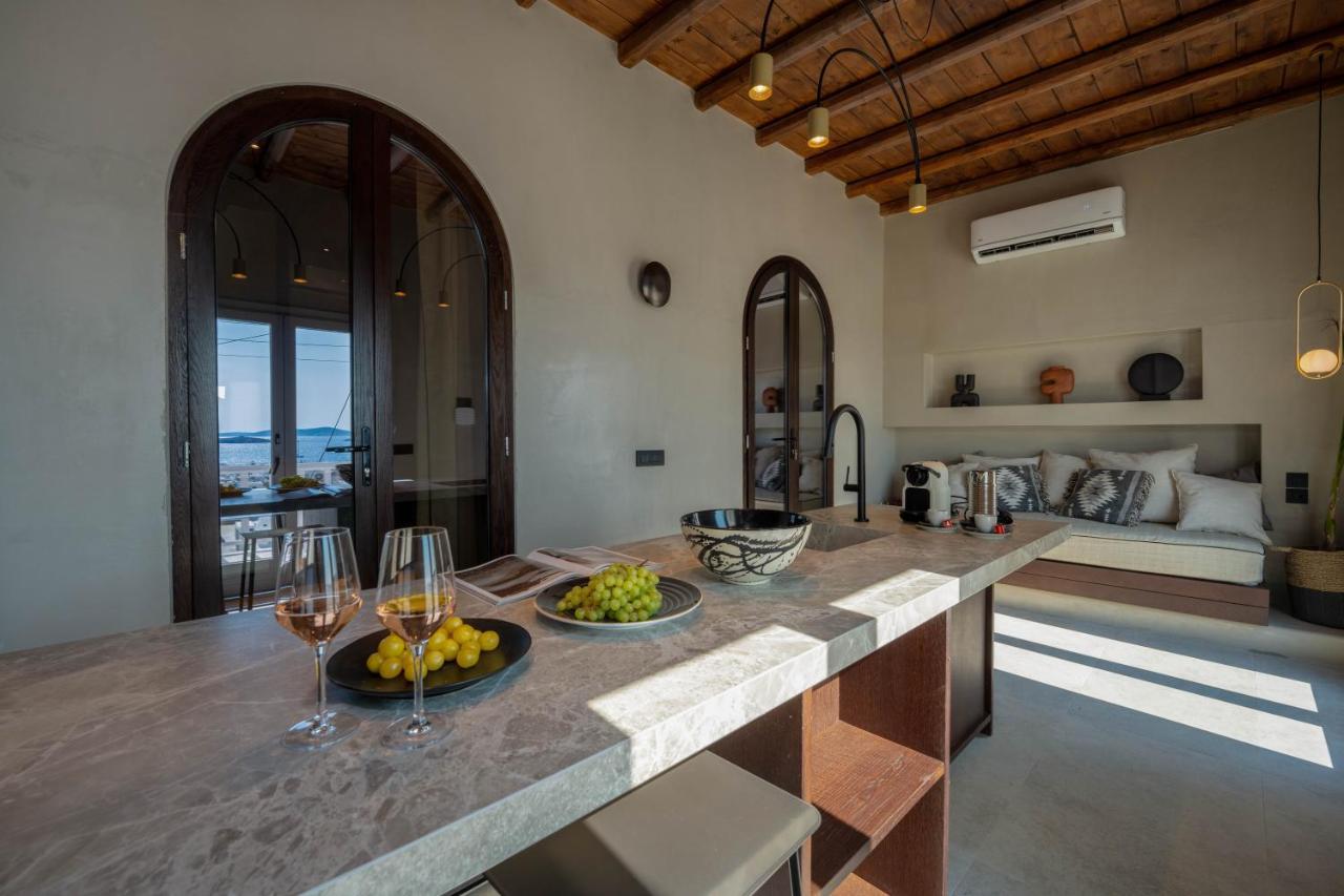 Legends In Town, By Mykonos High Aparthotel Mykonos Town ภายนอก รูปภาพ