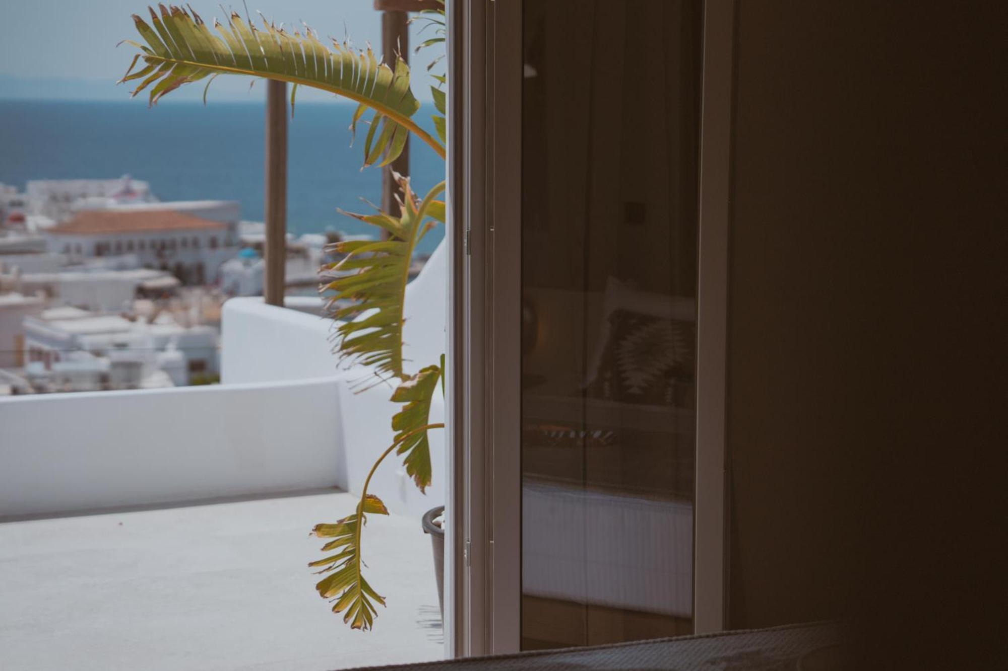 Legends In Town, By Mykonos High Aparthotel Mykonos Town ภายนอก รูปภาพ