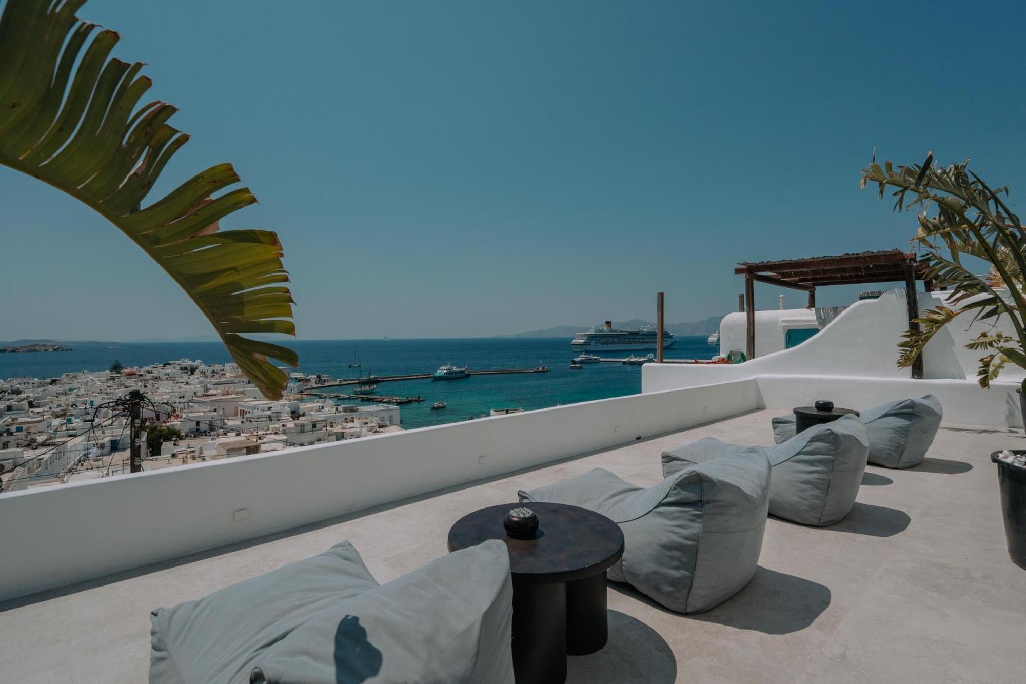 Legends In Town, By Mykonos High Aparthotel Mykonos Town ภายนอก รูปภาพ
