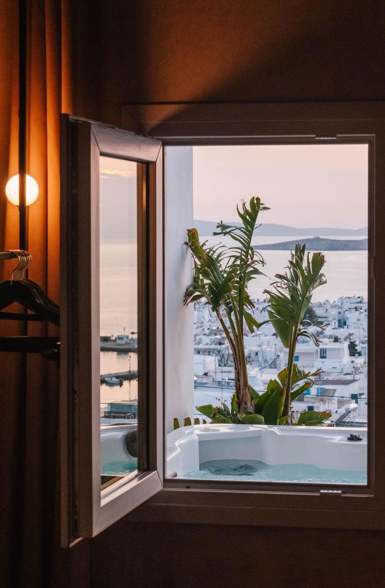 Legends In Town, By Mykonos High Aparthotel Mykonos Town ภายนอก รูปภาพ