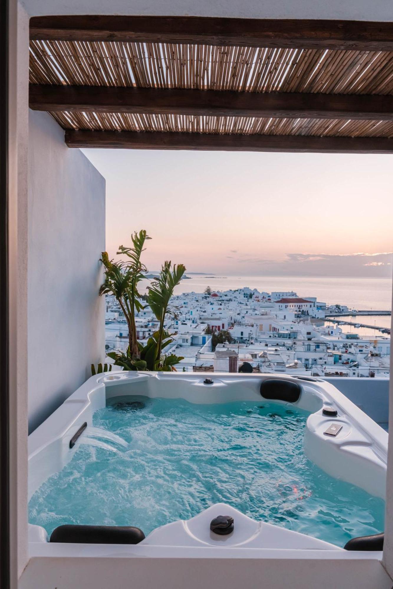 Legends In Town, By Mykonos High Aparthotel Mykonos Town ภายนอก รูปภาพ
