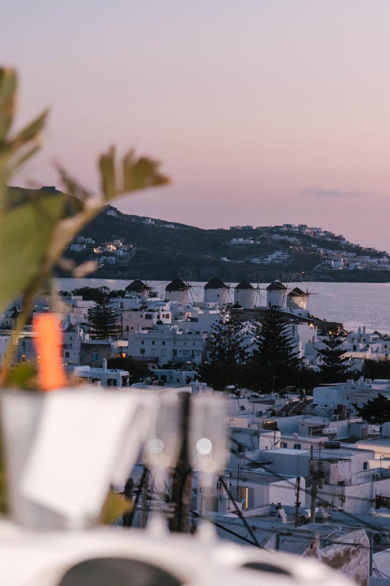 Legends In Town, By Mykonos High Aparthotel Mykonos Town ภายนอก รูปภาพ